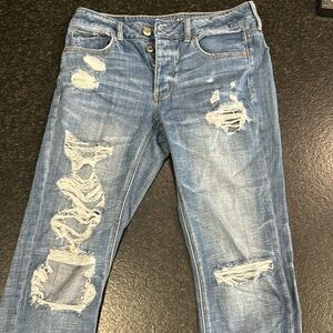 Used AE tomgirl Jeans